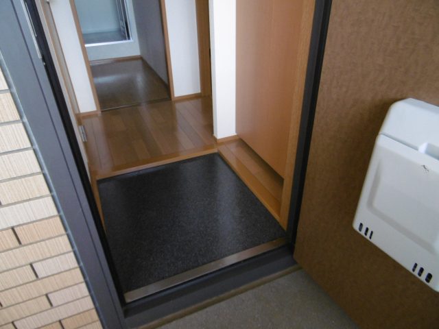 ミラージュ　玄関内